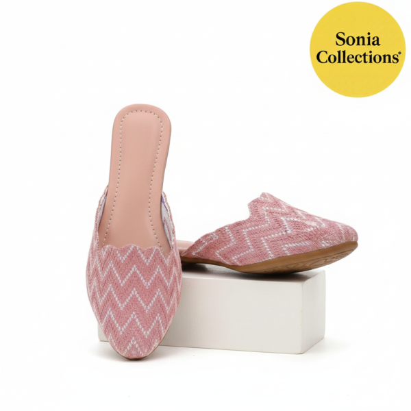 Women Light Pink Handcrafted Ethnic Jutti