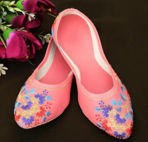 🩰 Artisan Pink Slip-On Jutti – Blue, Red & Yellow Embroidery | Sonia Collections™”