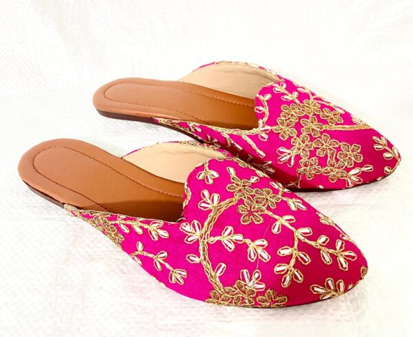 🩰  Pink Handcrafted Jutti with Golden Floral Embroidery – Sonia Collections™ Signature Festive Edition”
