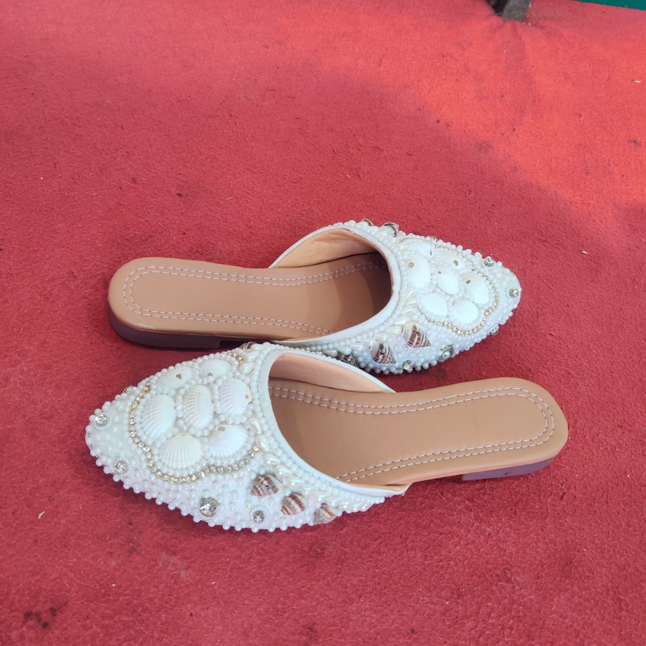 Stylish Multicolored Flower Work Flats for Festive Wear - Image 6