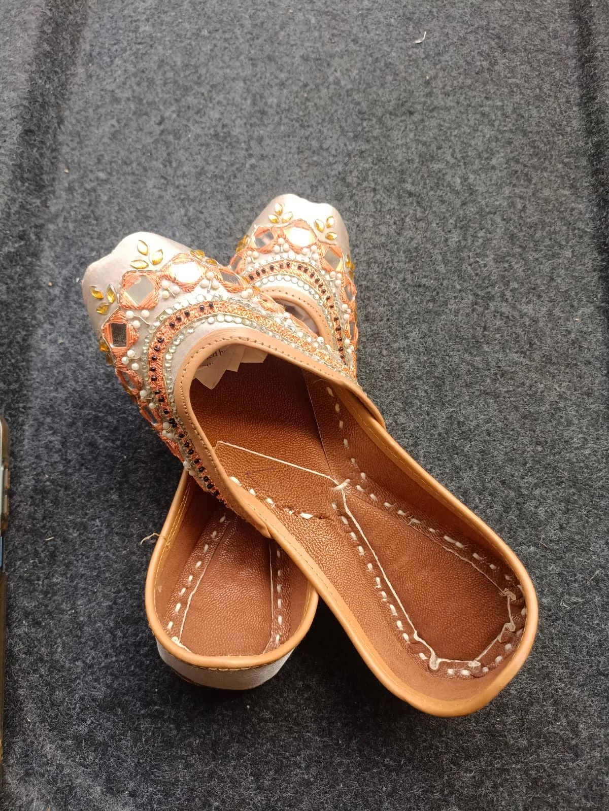 Handcrafted Indian Jutti for Women | Cream Peach Gold - Image 3