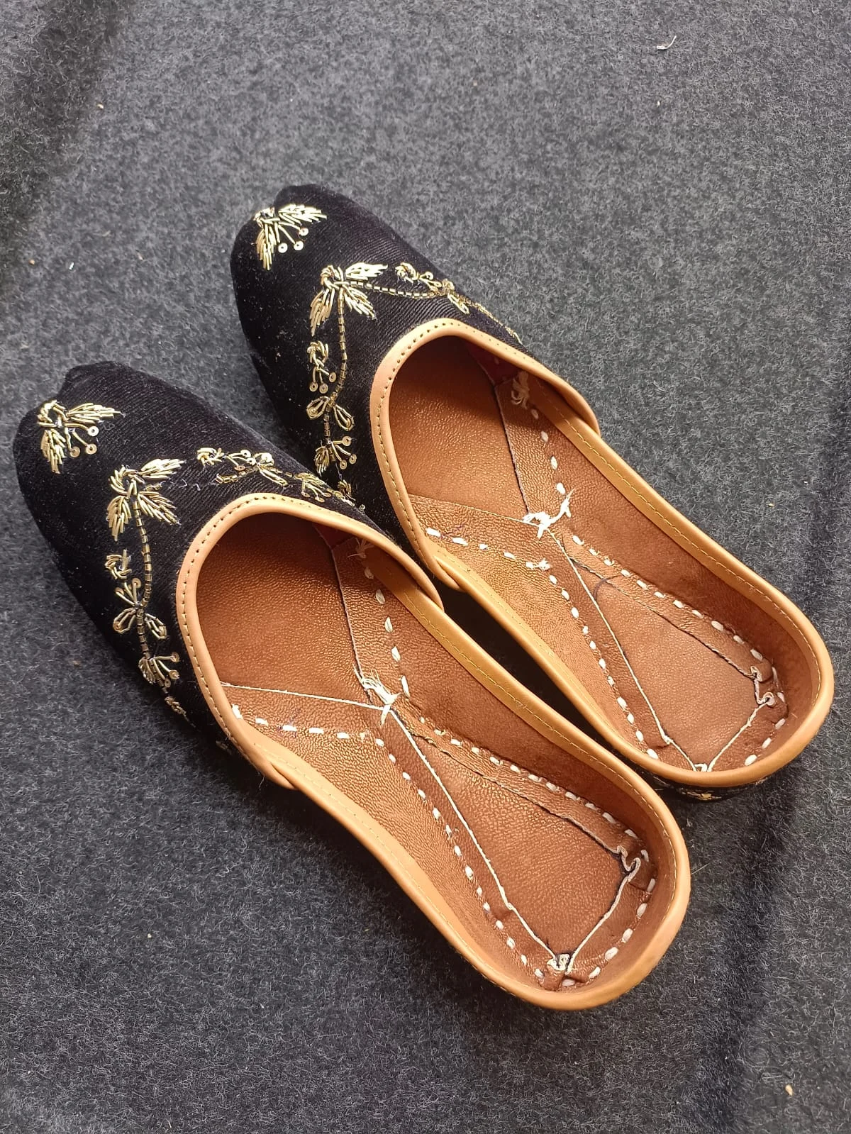 Handcrafted Indian Jutti for Women | Black Gold Embroidered - Image 2