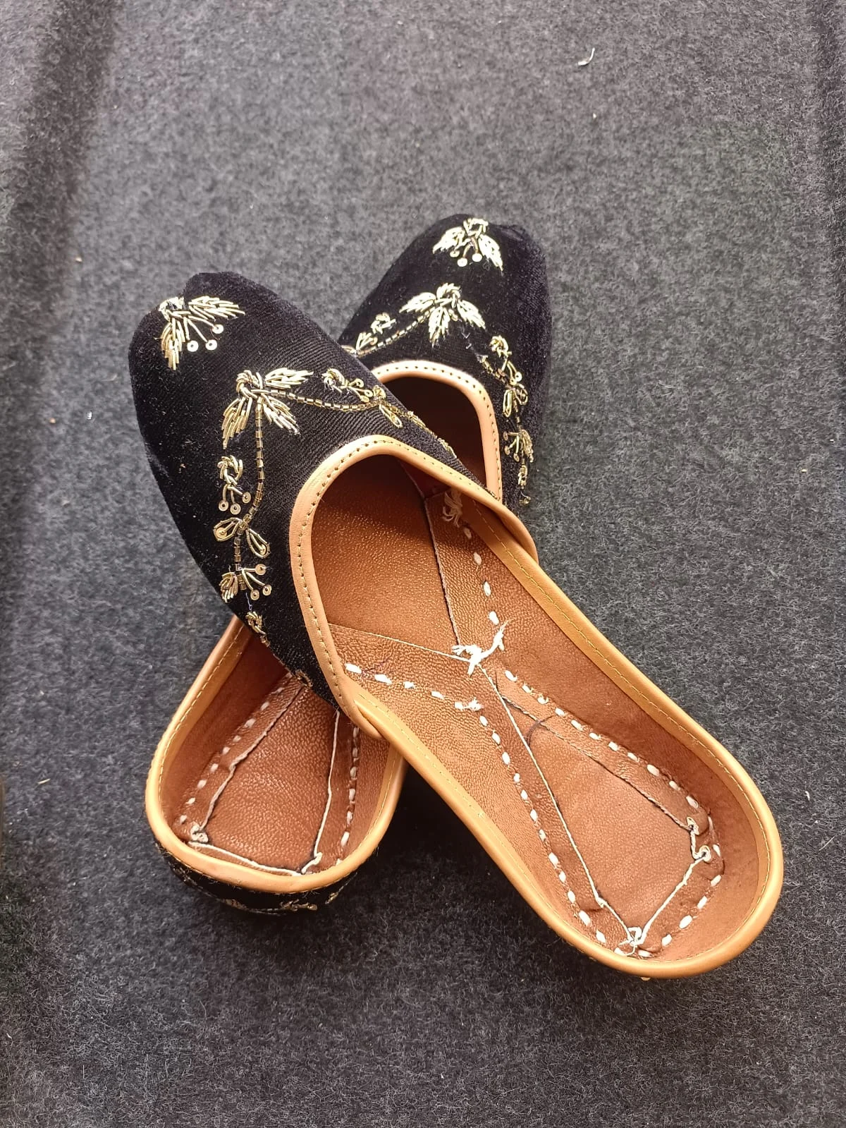 Handcrafted Indian Jutti for Women | Black Gold Embroidered - Image 3