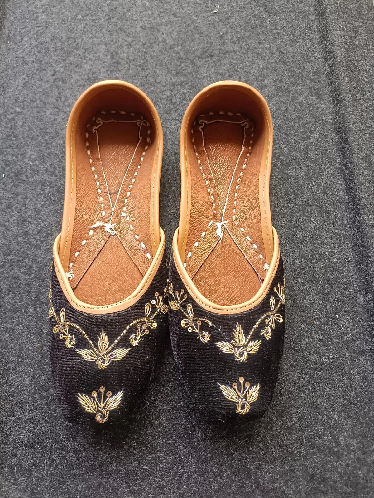 Handcrafted Indian Jutti for Women | Black Gold Embroidered - Image 6
