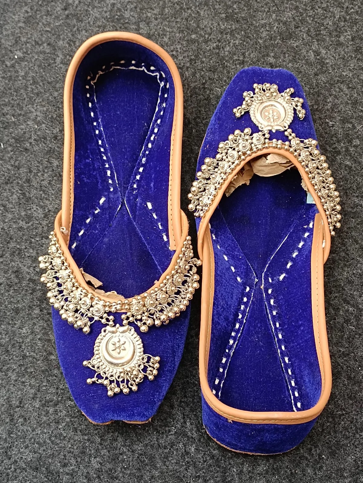 Royal Blue Velvet Indian Jutti for Women - Image 4