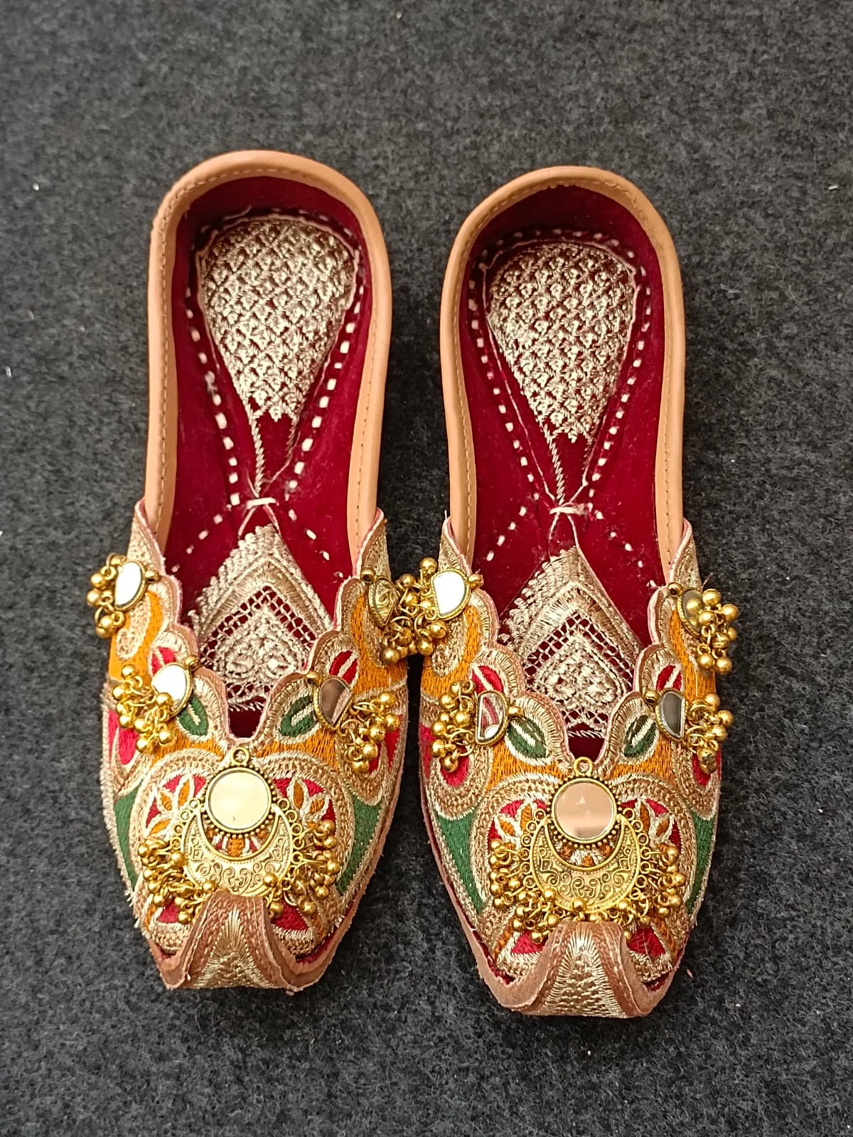 Women's Multicolor Gold Embroidered Jutti with Maroon Lining – Traditional Indian Khussa - Image 4